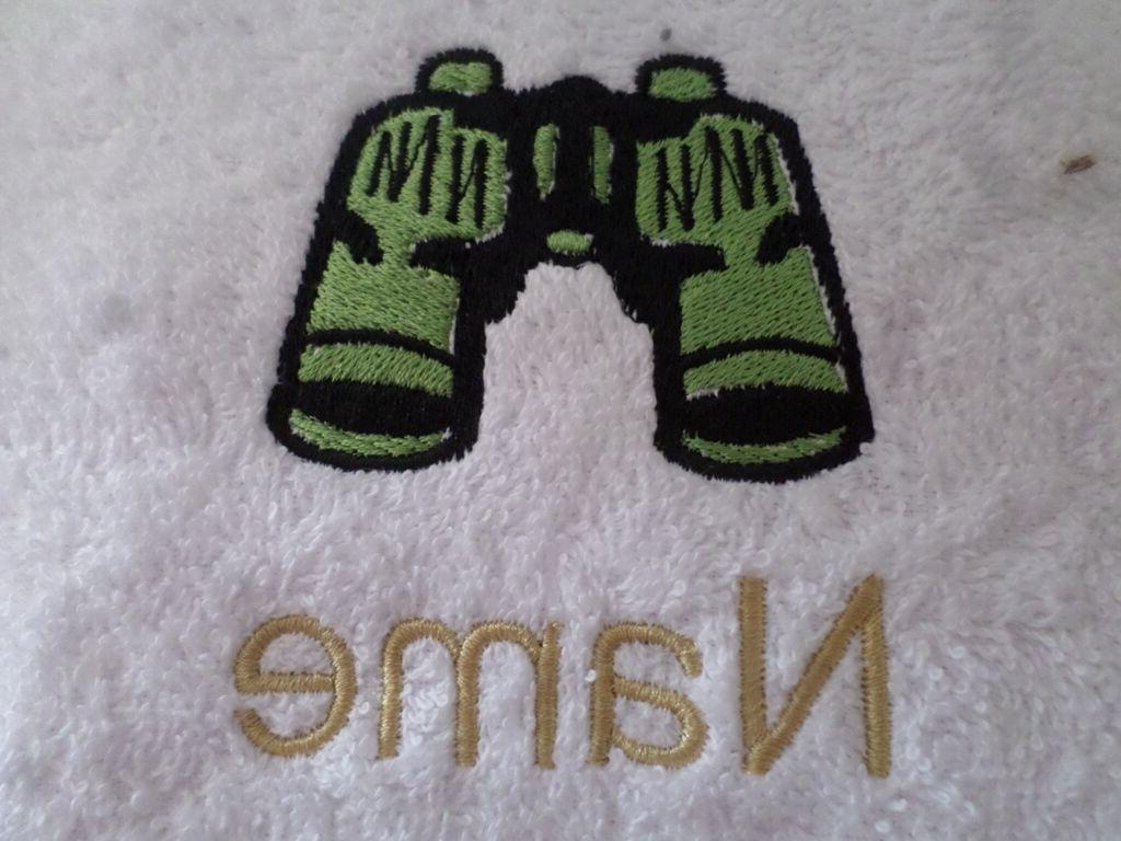 jumelles et personnalise nom brode sur serviettes