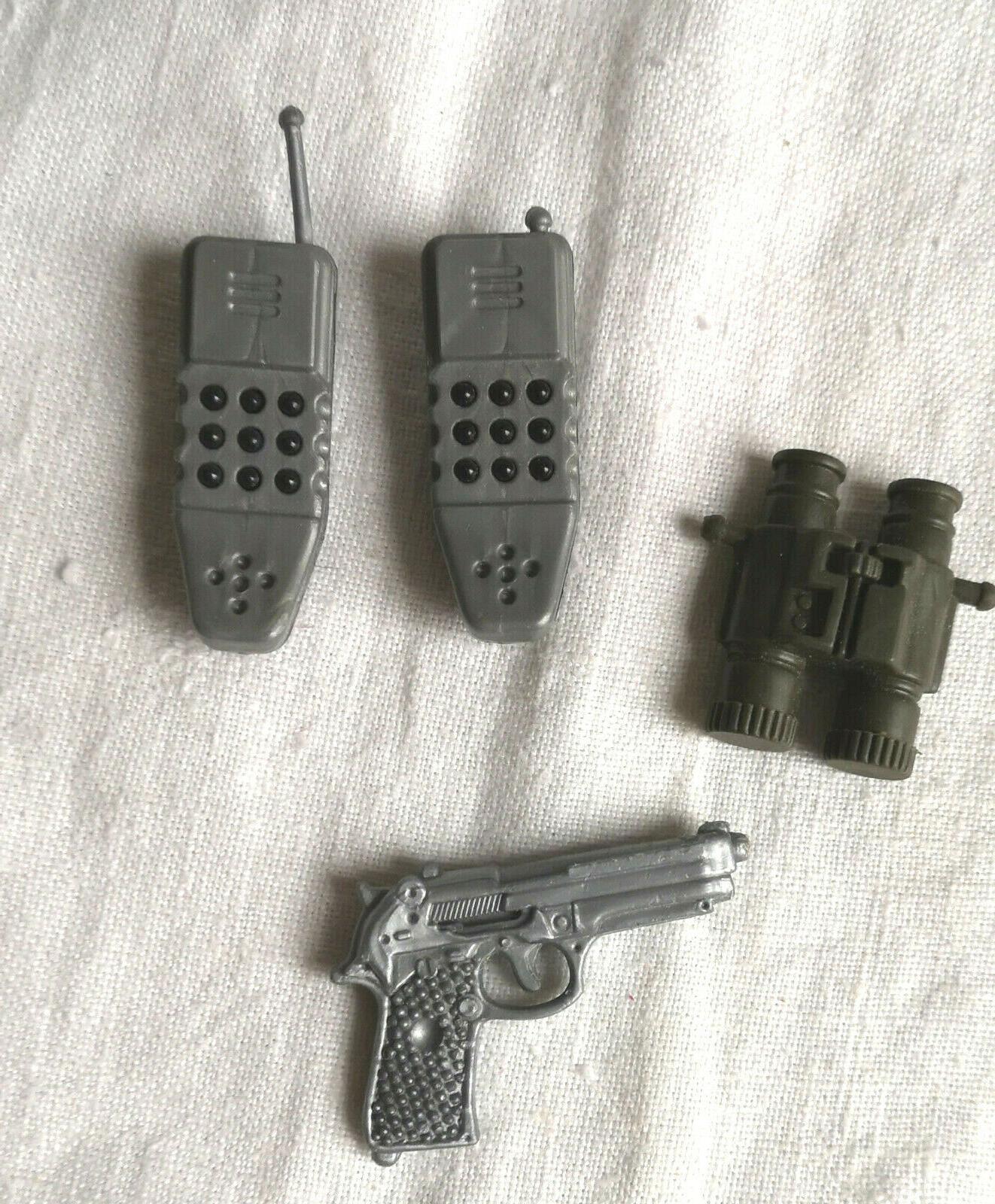 lot accessoires action man ou autre telephone