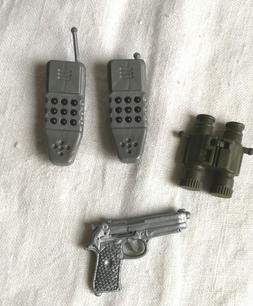 Lot Accessoires ACTION MAN ou autre Telephone Revolver Jumel